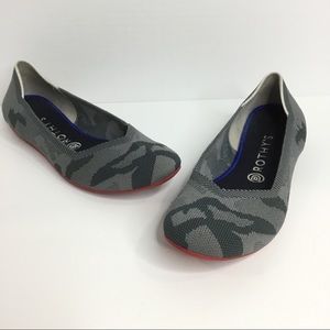 Rothy’s Sz 9 LE Red Sole Camo Round Toe